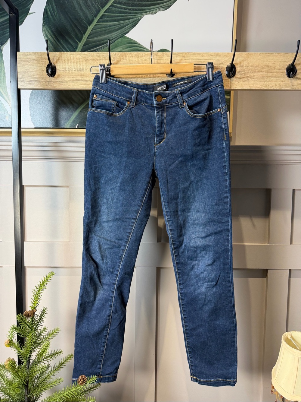 Jones New York Women's Dark Wash Skinny Jeans Size 6